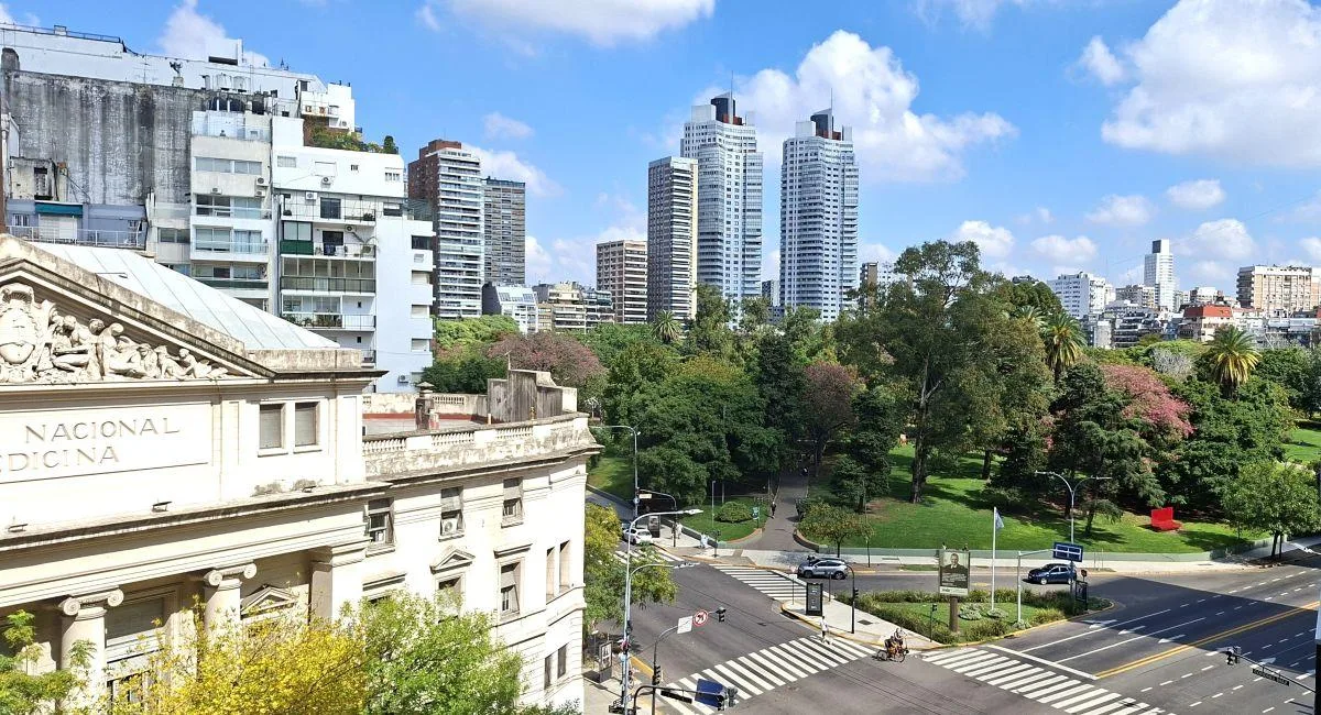 Departamento en Alquiler 3 Ambientes con Balcón Al Frente. Palermo. 82 m&sup2;