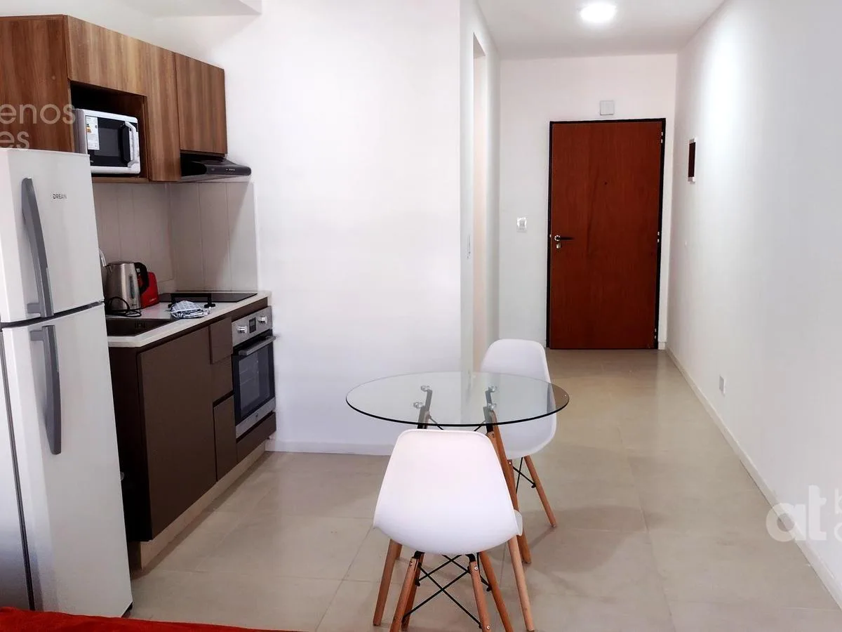 Departamento de un Ambiente con Balcón en El Barrio de San Cristóbal