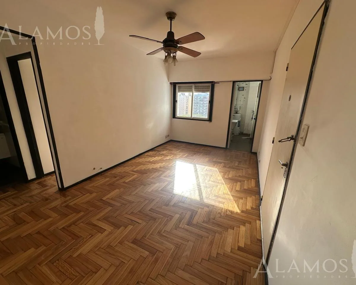 Two-room apartment in Ramos Mejía Centro