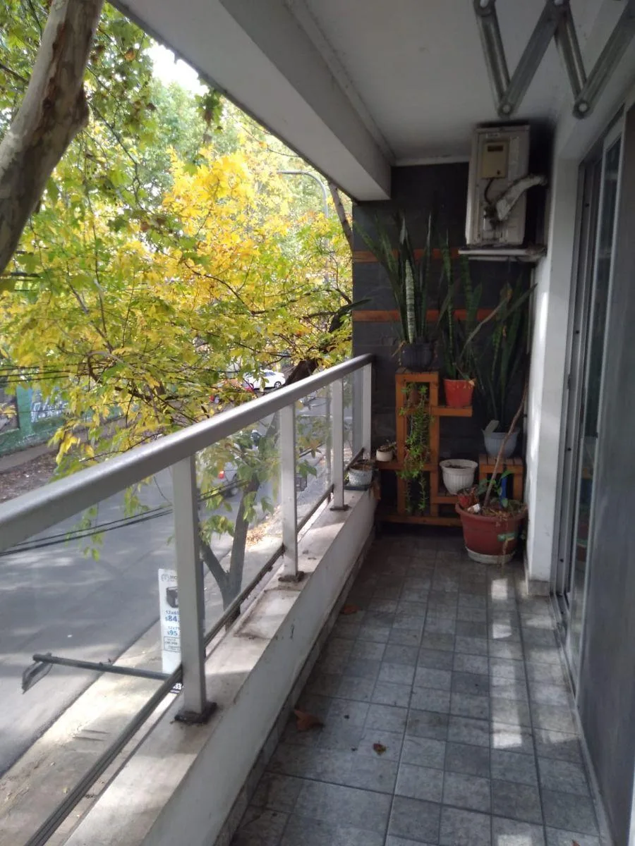 Depto en Planta Alta con 2 Dorm. de 55 m&sup2; en Alquiler en Quilmes