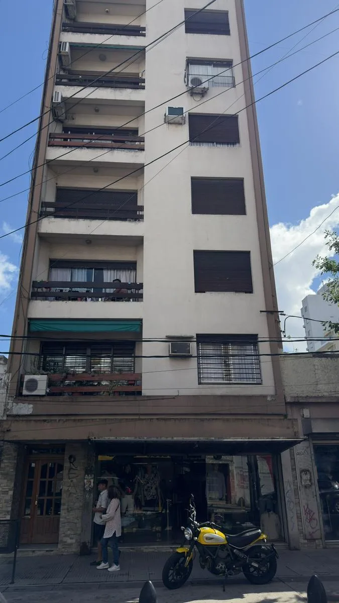 Departamento en Remedios de Escalada