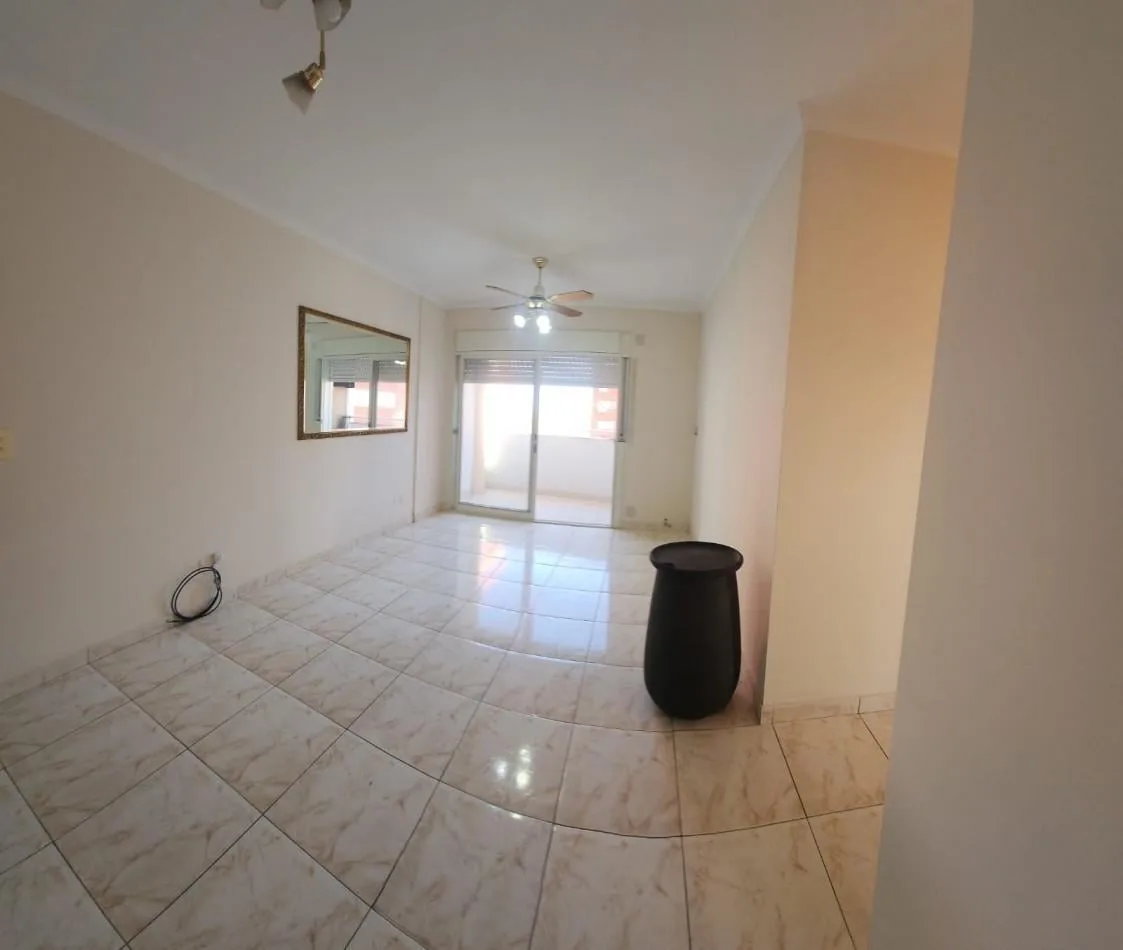 Apartamento de 3 ambientes em Villa Madero