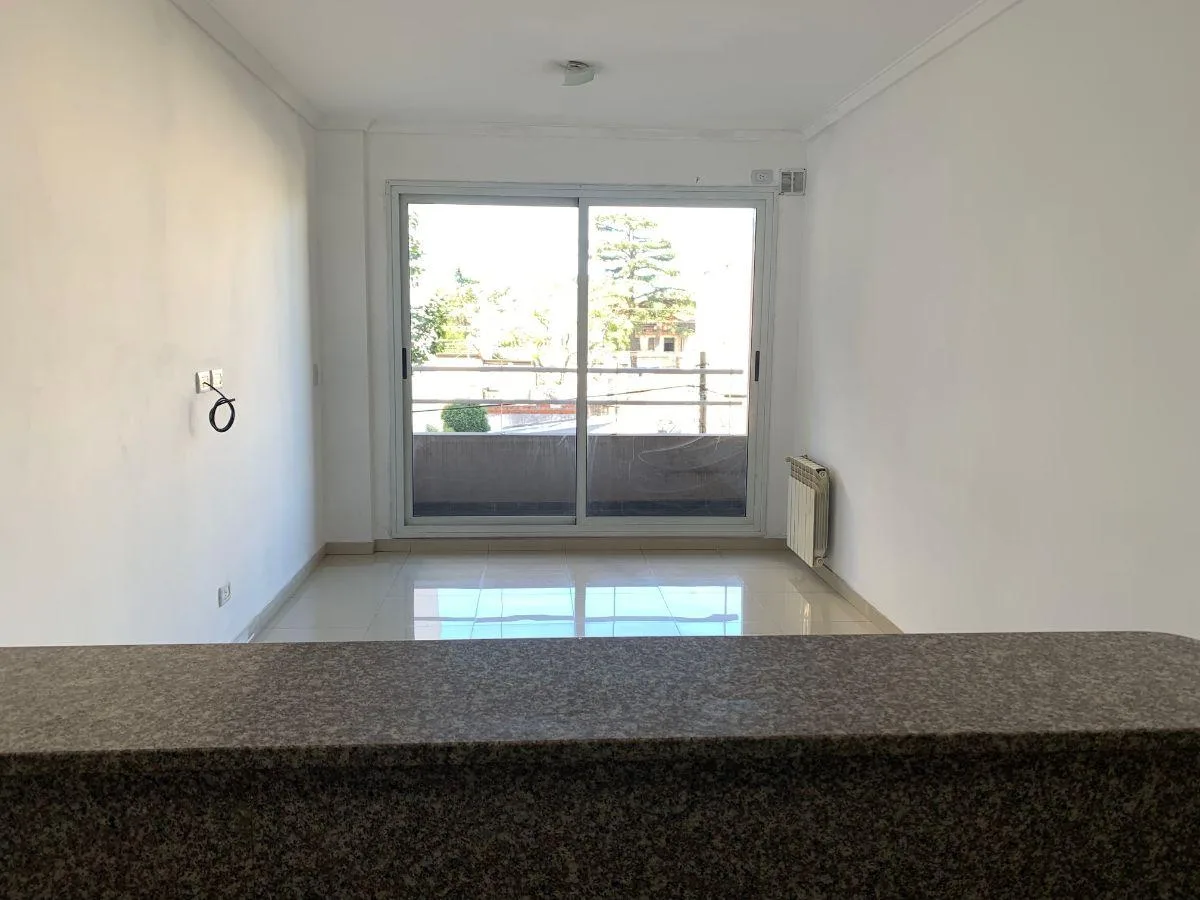 Departamento de 2 ambientes en Lomas de Zamora