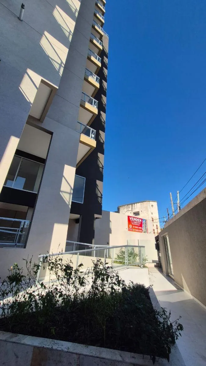 Amplio Departamento Apto Profesional