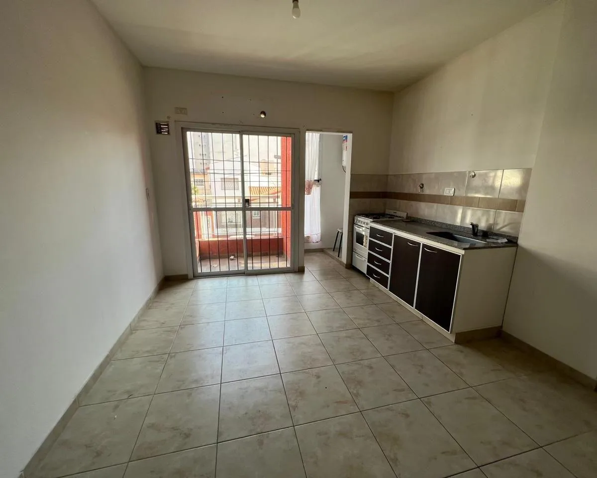 Alquiler de Departamento 2 Ambientes Caseros