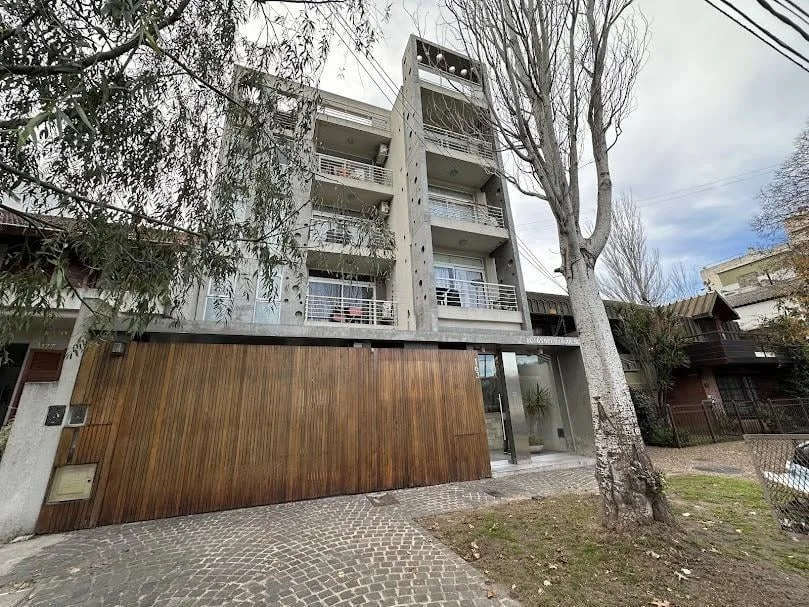 Monoambiente con Cochera en Barrio Parque Bernal