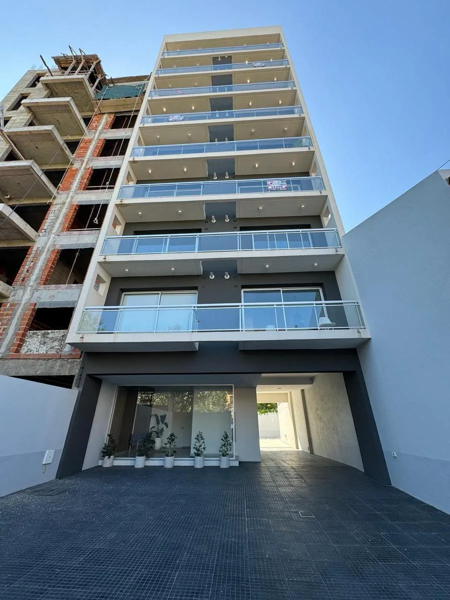 Apartamento meio andar de 2 ambientes em Buenos Aires