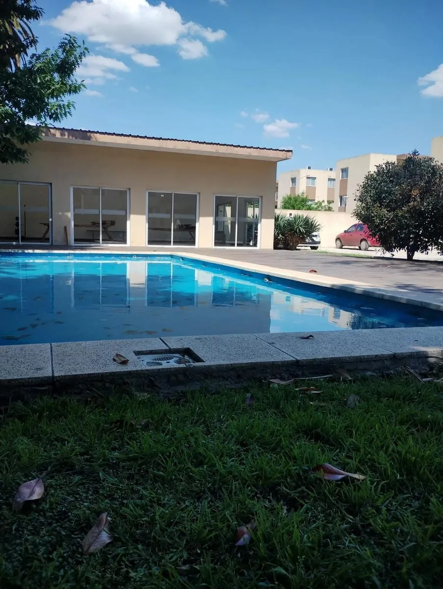 Two-room apartment with parking in Moreno
