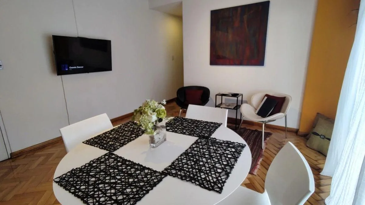 Alquilo Temporario en Saavedra, Completo Departamento de 2 Ambientes. Balcón