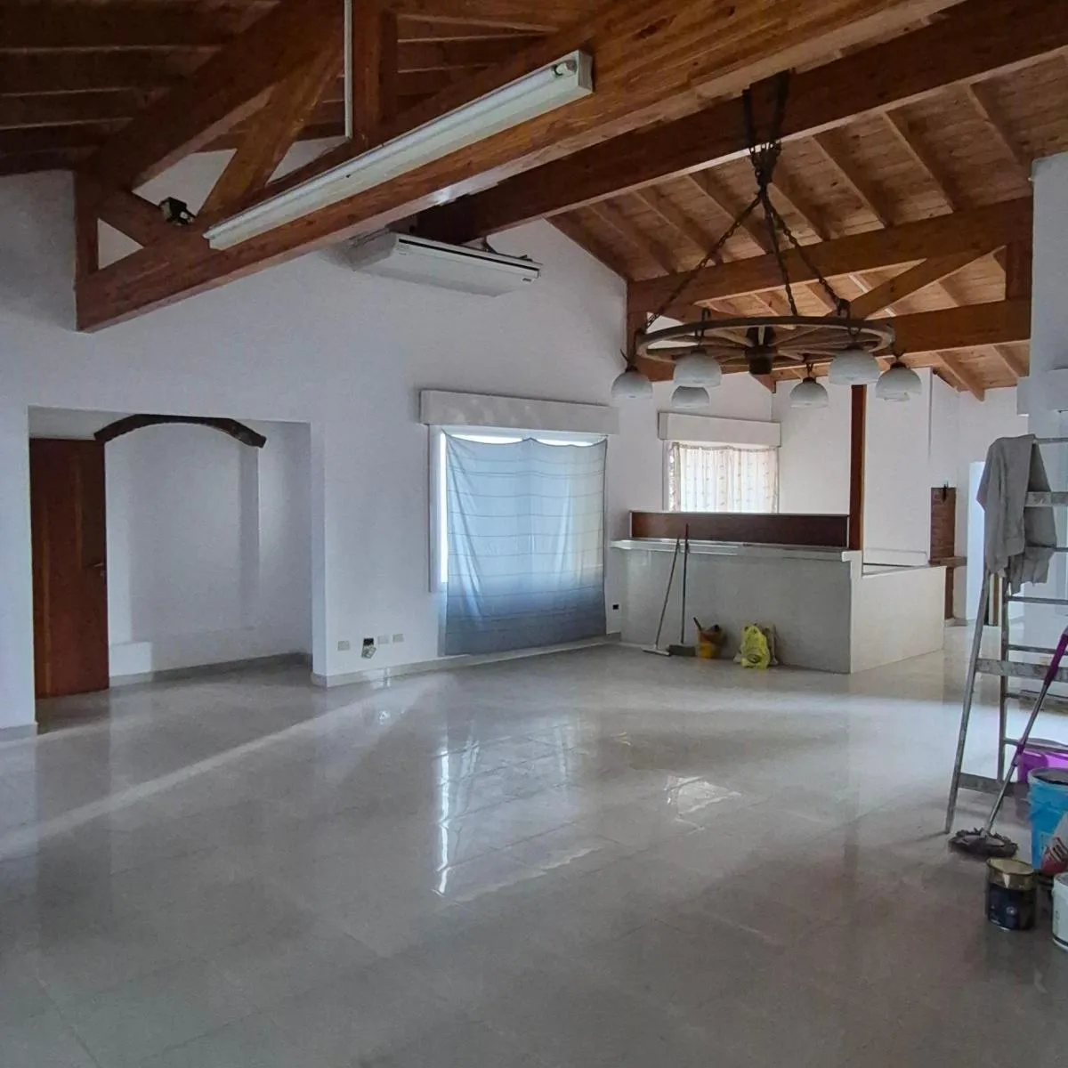Alquiler PH 4 Amb Entrada Independiente Ideal Oficina o Vivienda con Cochera