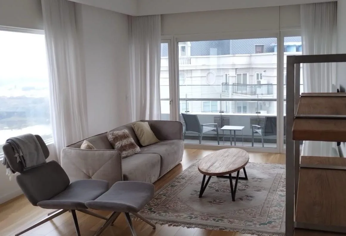 Departamento de 3 ambientes amoblado en Puerto Madero