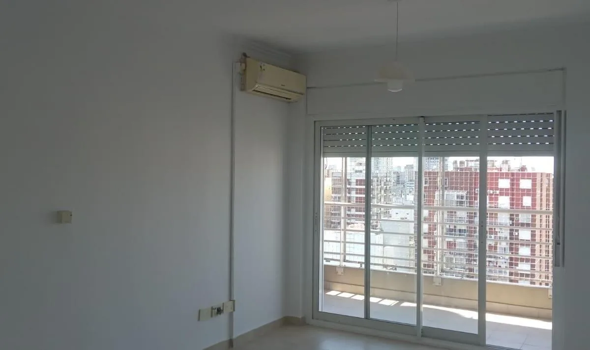 Alquiler Departamento 3 Amb C/ Cochera - C/2 Balcones - Vista Panorámica - Edif Torres de Almagro