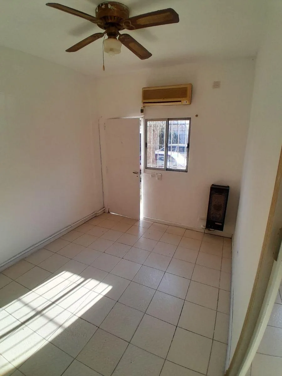Alquiler de Departamento 2 Ambientes en Castelar