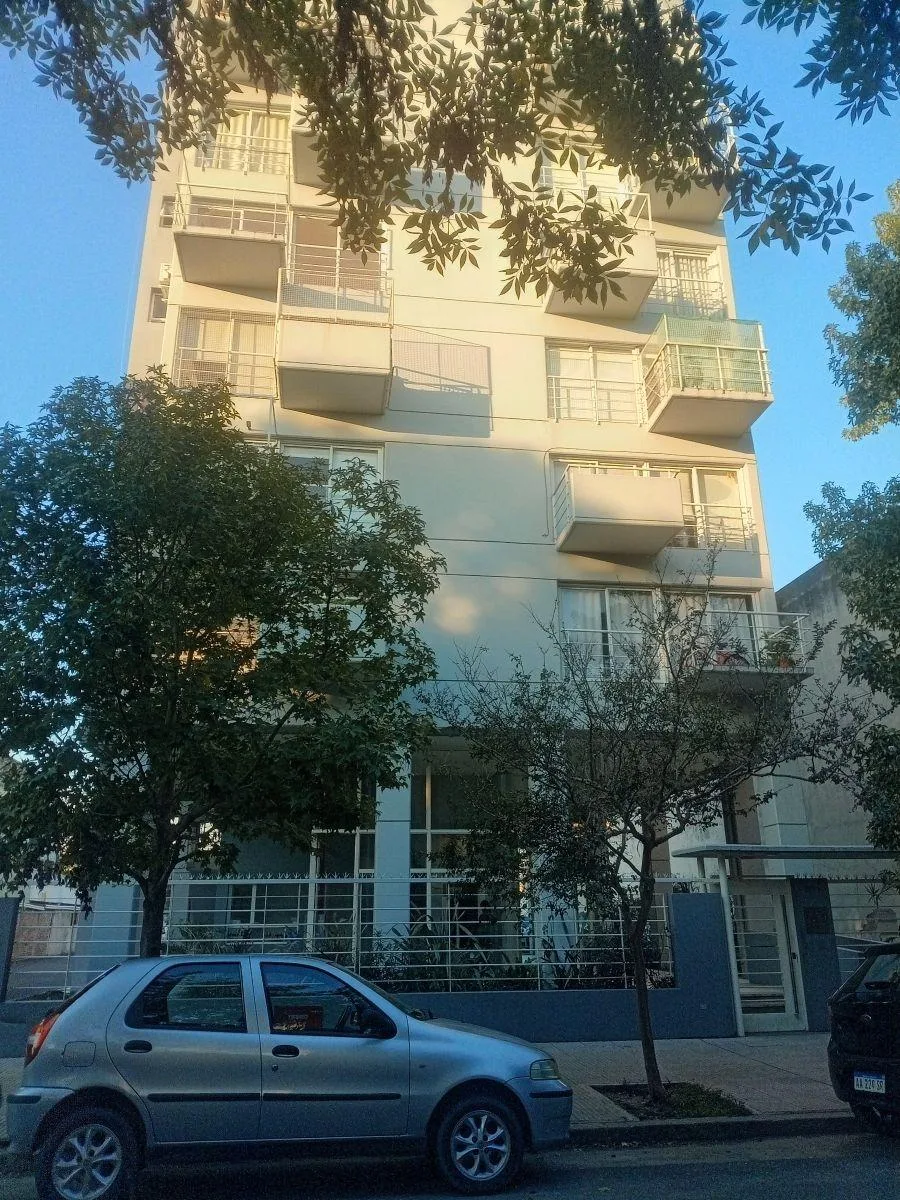 Departamento 3 Ambientes con Cochera - Villa del Parque
