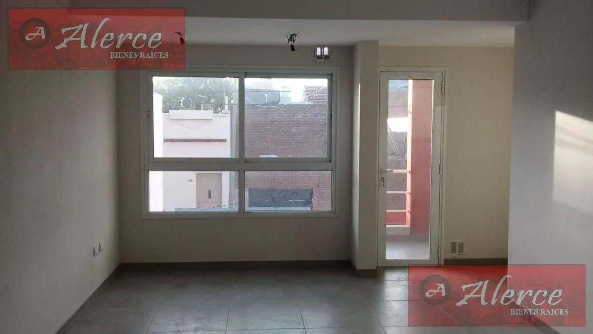 Monoambiente 1er Piso Al Frente con Balcon Apto Profesional