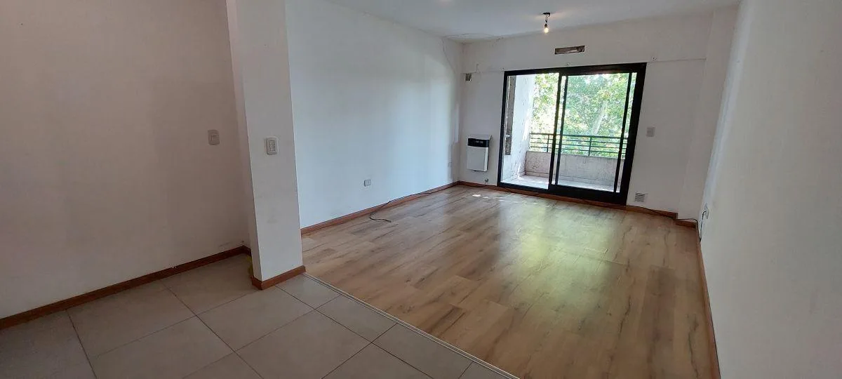 34 m - Amplio Monoambiente - Balcón - Sum Equipado