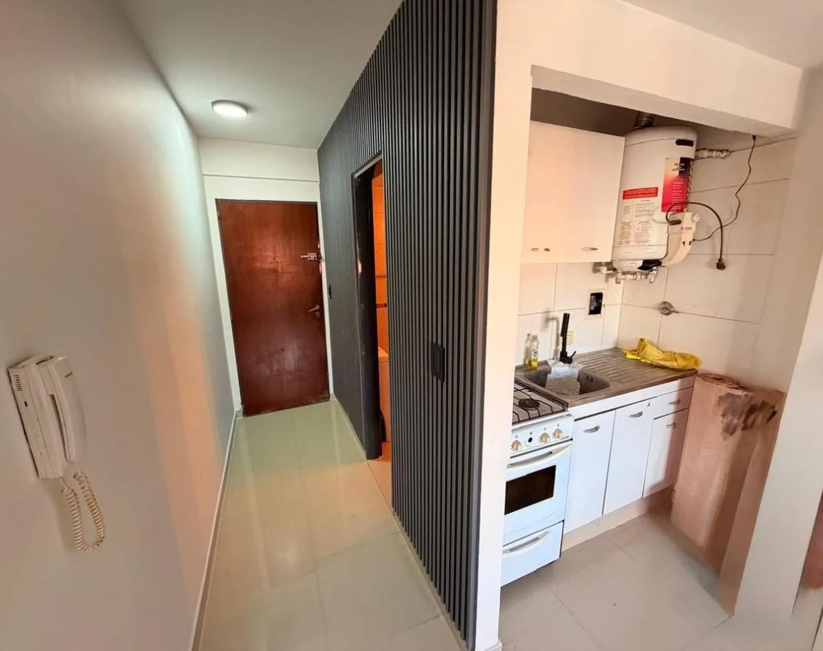 Departamento de 2 ambientes en Castelar Norte