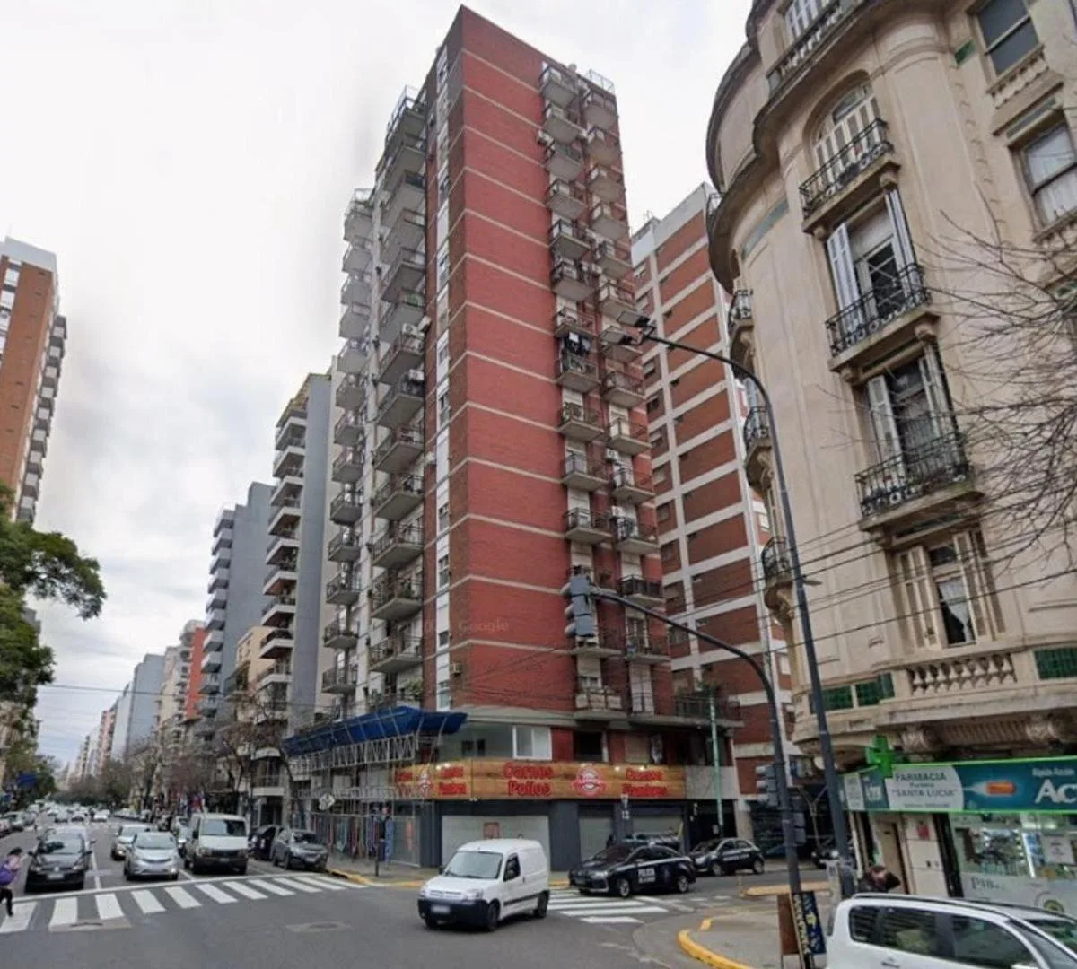 Depto 2 Ambientes en Alquiler Sobre Av San Juan