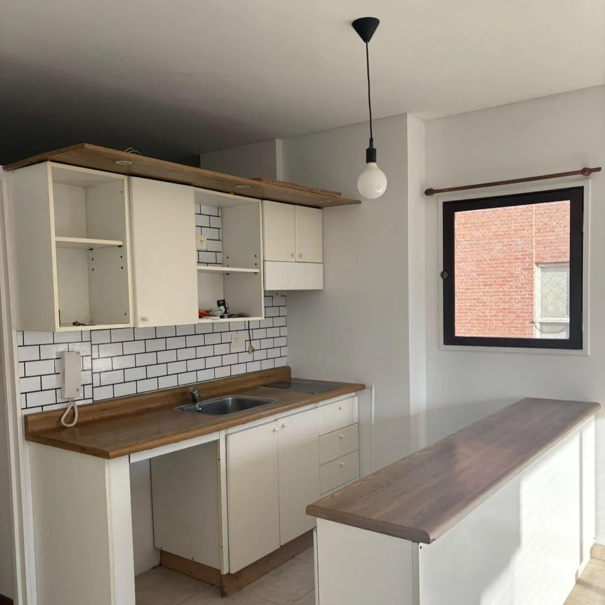 Excelente Departamento en Las Cañitas, 2 Ambientes con Cochera