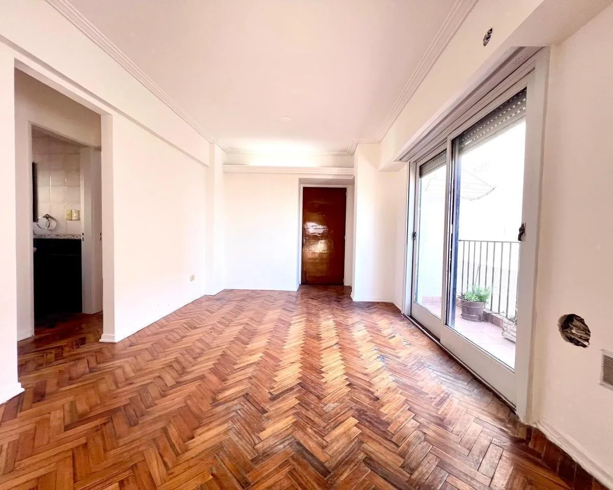 Alquiler Departamento 3amb Sobre Av Rivadavia Piso Alto, Vista, Balcon