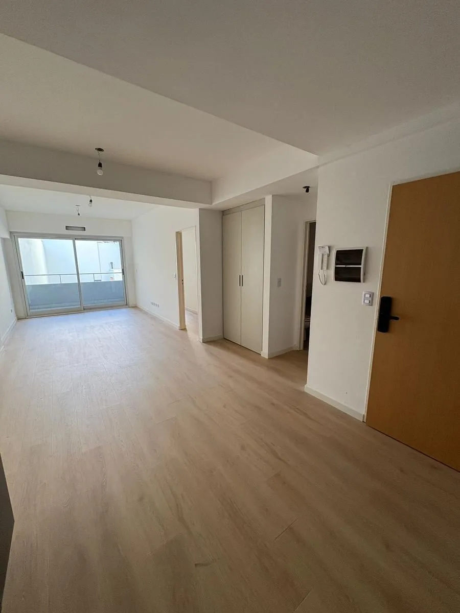 Departamento en Alquiler - 1 Dormitorio 2 Baños - Almagro