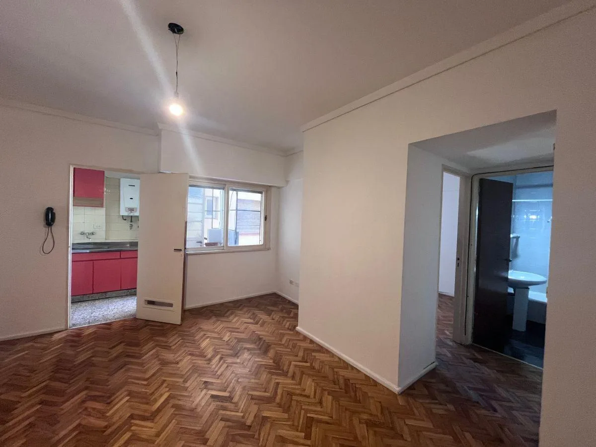 Salvadores, 1300, 2 Ambientes, Cocina y Lavadero Muy Luminoso