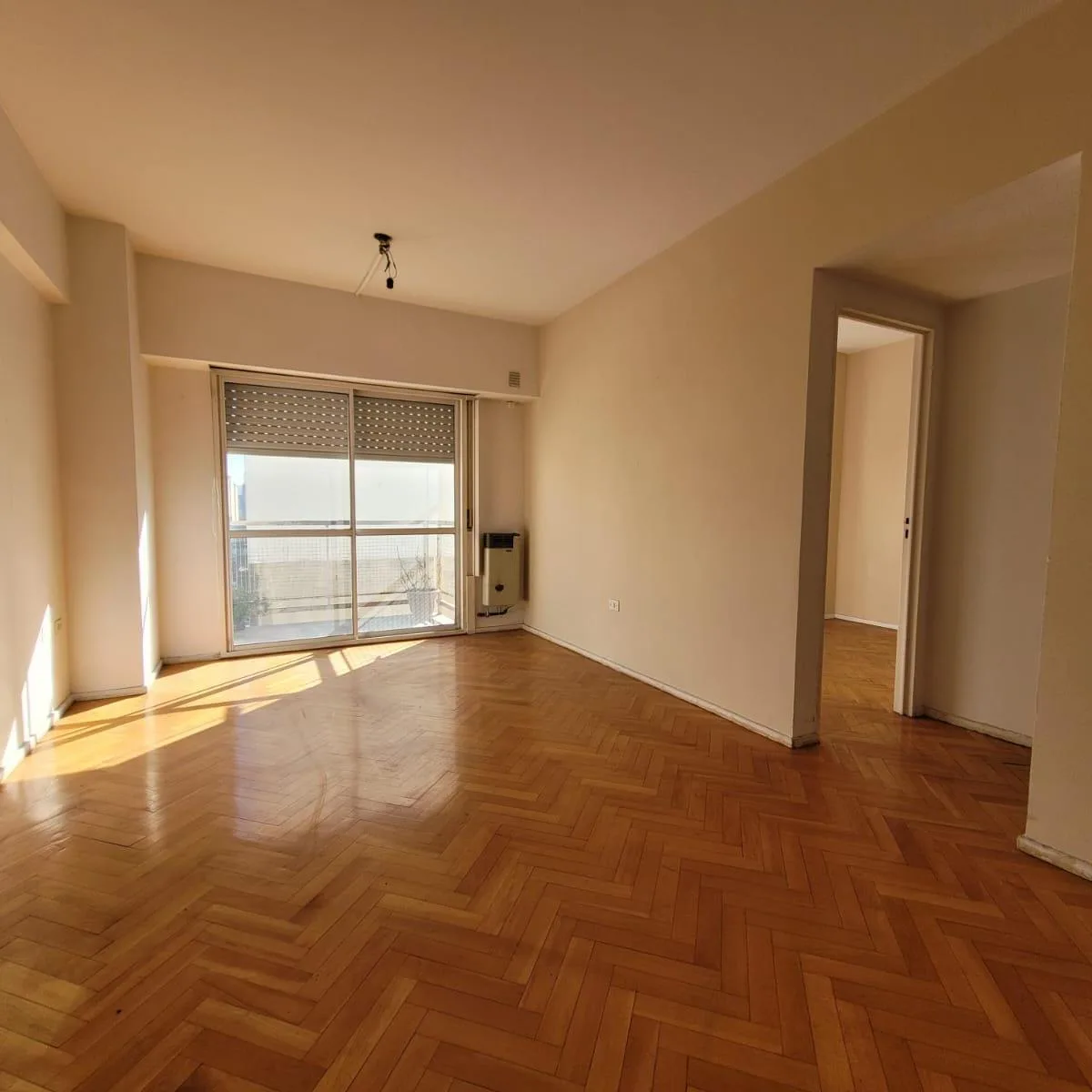 Departamento de 2 ambientes con balcón en Balvanera
