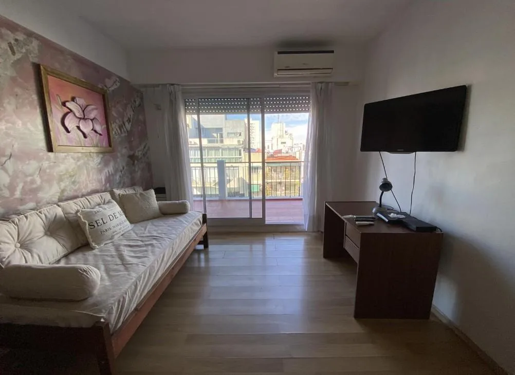 Two-bedroom apartment in Palermo