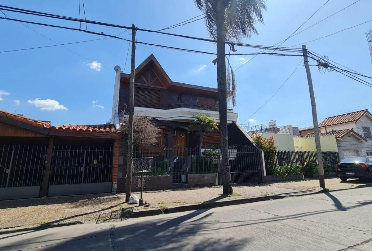Alquiler de Casa 5 Ambientes en San Justo