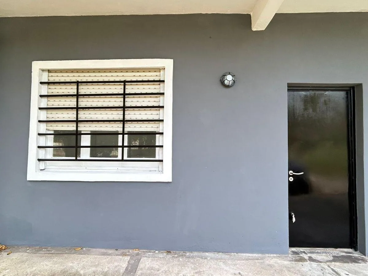 Kitnet sem condomínio em Almirante Brown