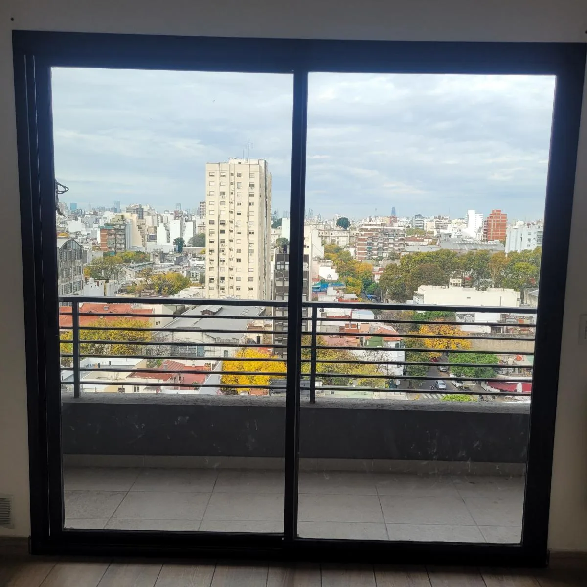 Departamento 2 Amb Nuevo Muy Luminoso Sobre Avenid