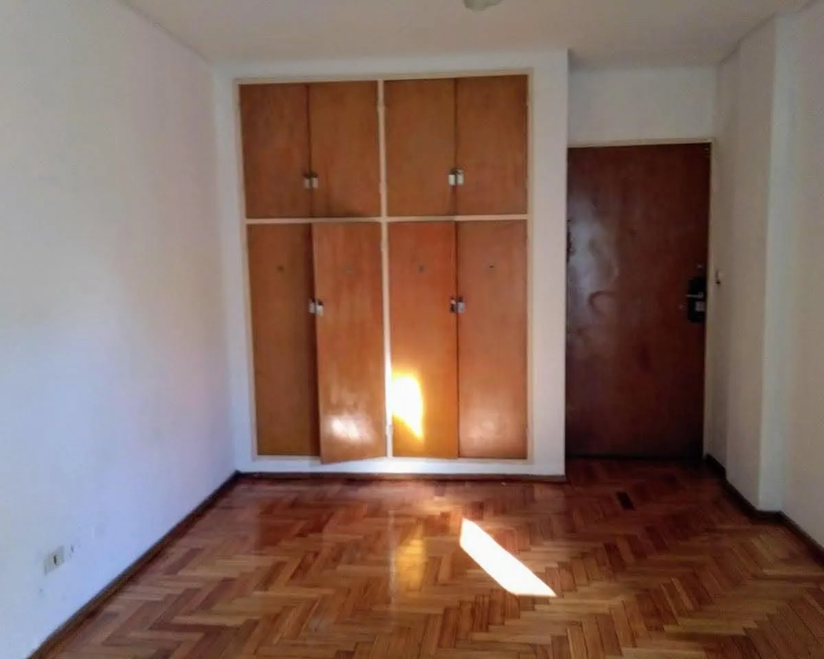 Monoambiente con Patio