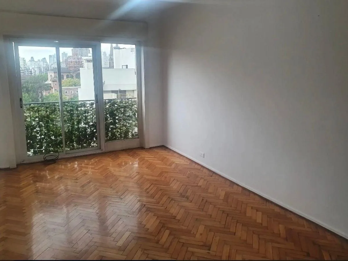 Apartamento de 3 ambientes com dependência em Palermo