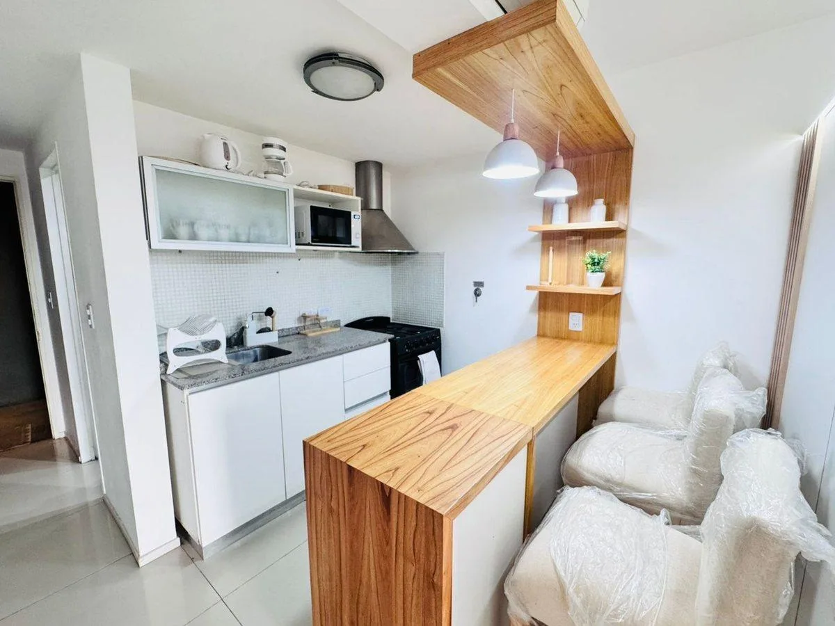 Kitnet mobiliado com piscina em General San Martín