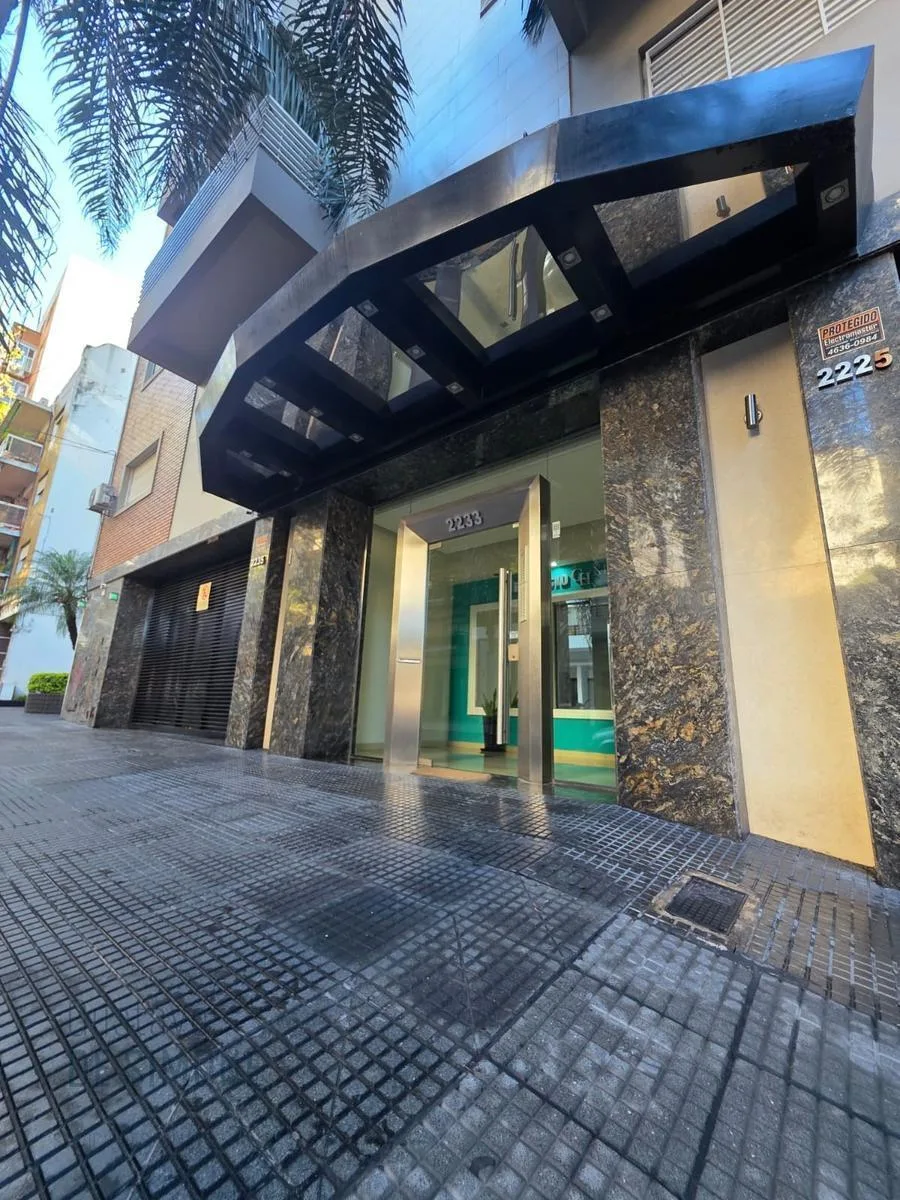 Kitnet de 60 m² com pátio em Villa Urquiza
