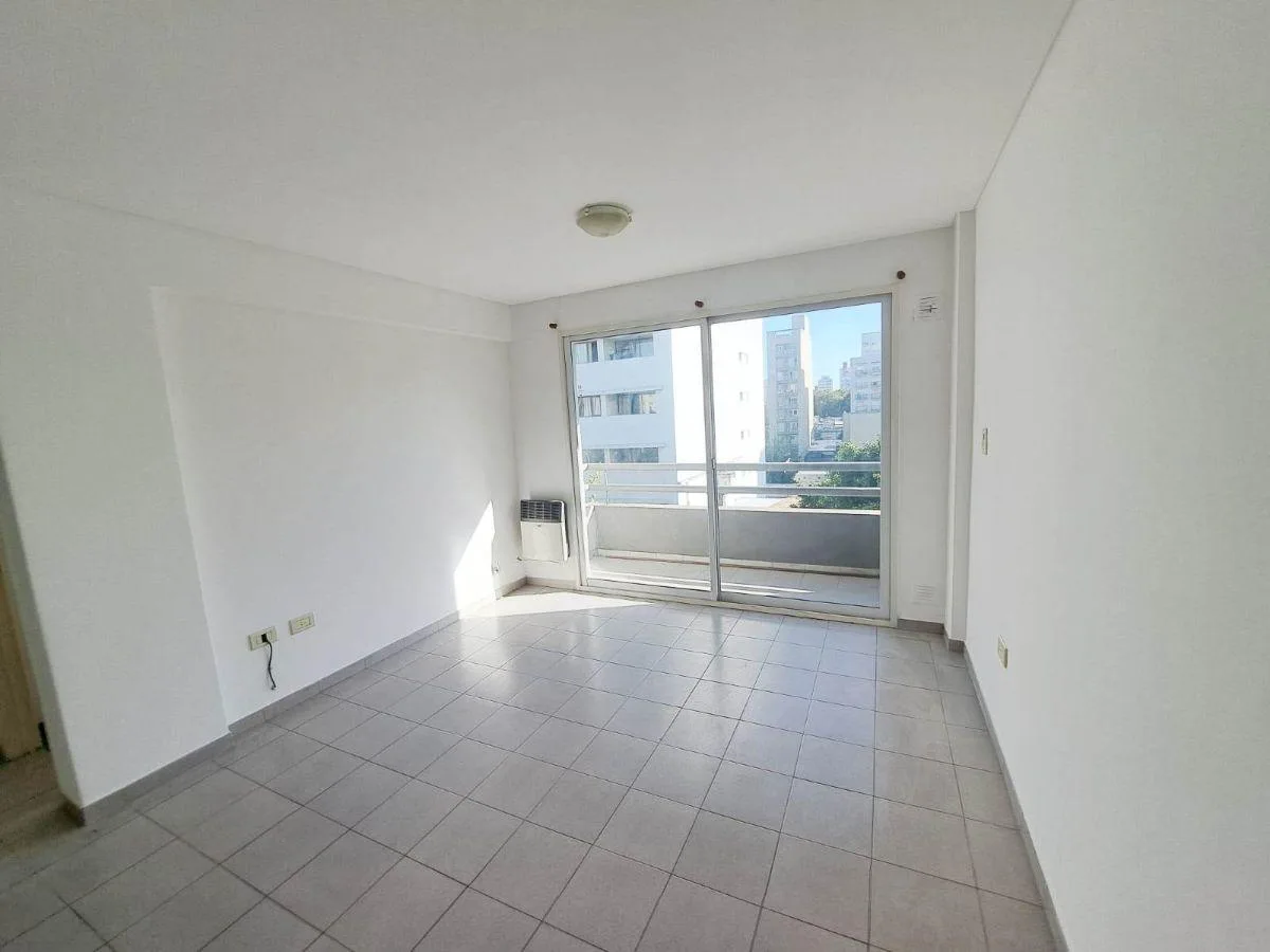 2 y 60 Departamento con Balcón Al Frente