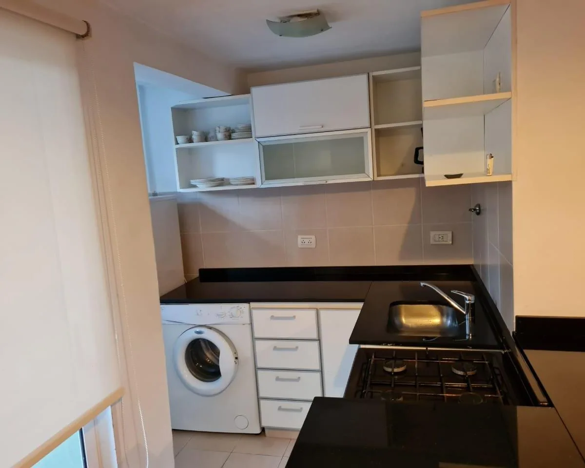 Apartamento de dois ambientes com varanda em Villa Urquiza