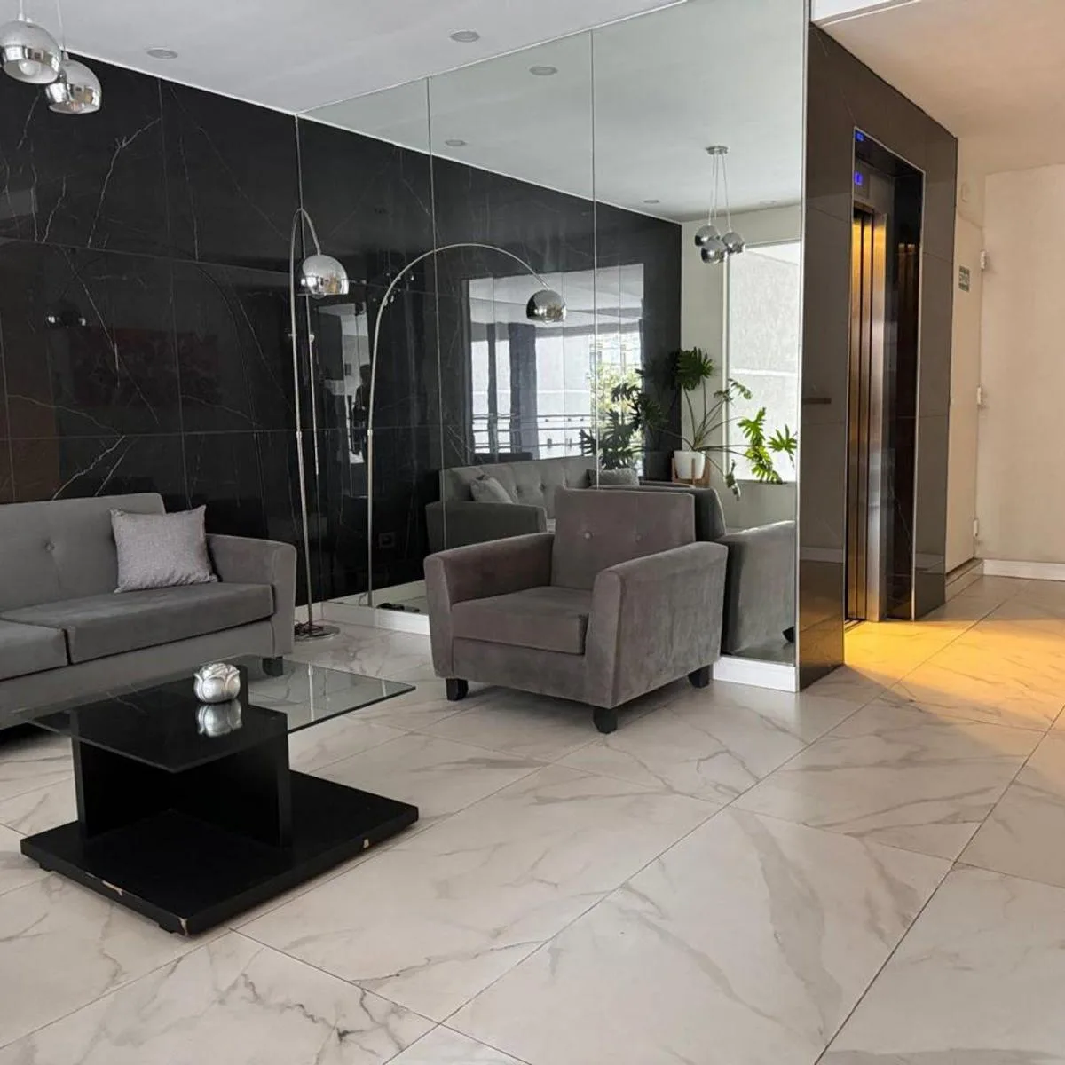 Departamento de 2 Amb. con Amenities Lanús Centro