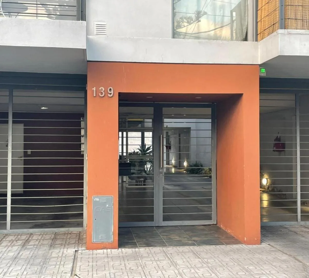 Departamento de 2 ambientes con cochera en Haedo Norte