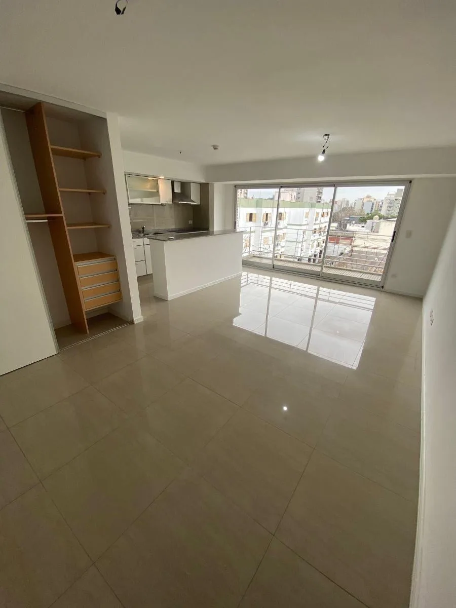 Monoambiente Amplio Apto Profesional en Zona Céntrica