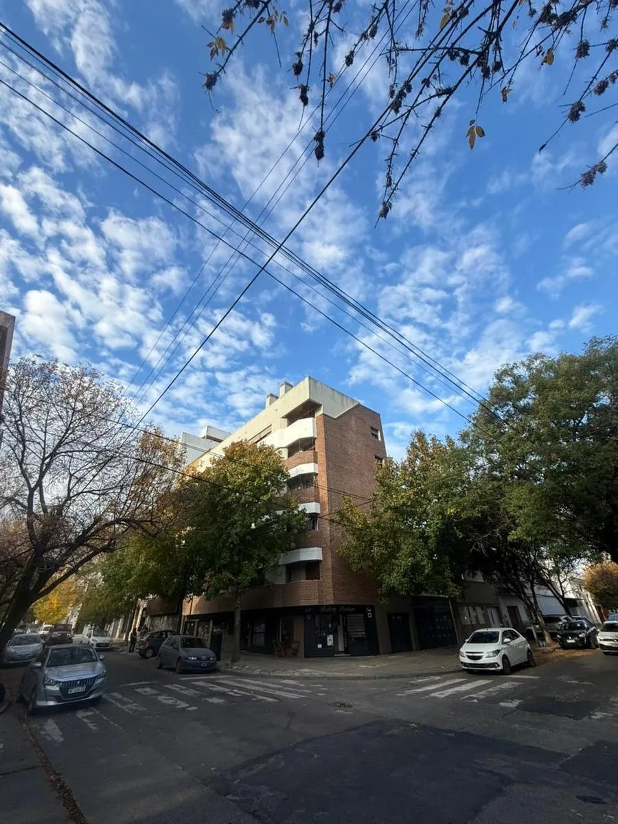 41 E/ 5 y 6 N°546 Piso 2°a