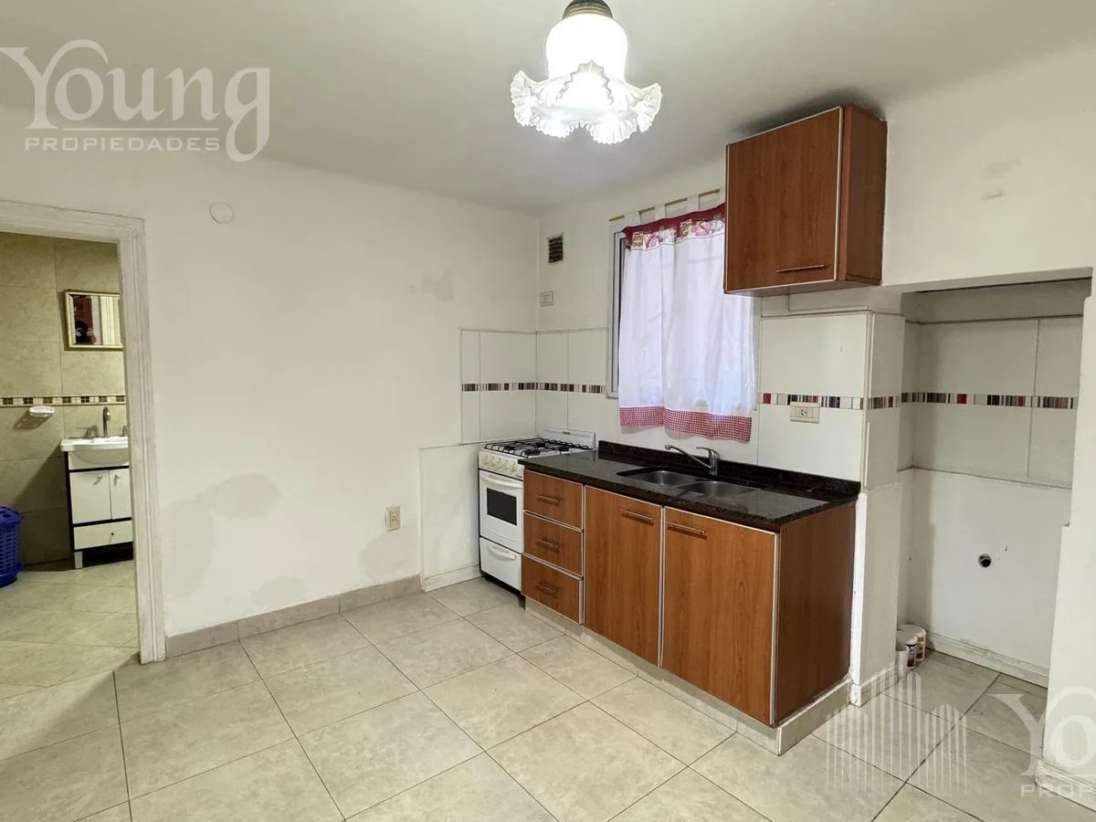 Apartamento de 3 ambientes em Bernal
