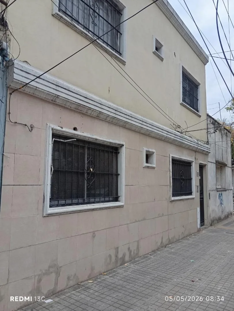 San Martín Centro. PH de 2 Ambientes en Planta Baja