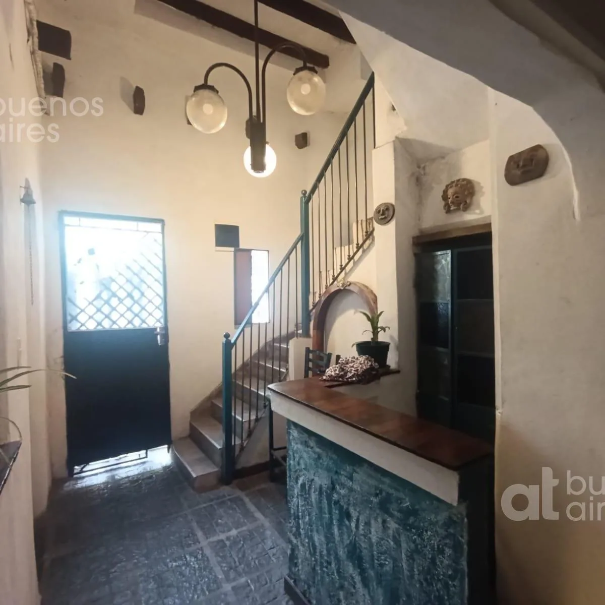 Apartamento de dois ambientes mobiliado em Monserrat