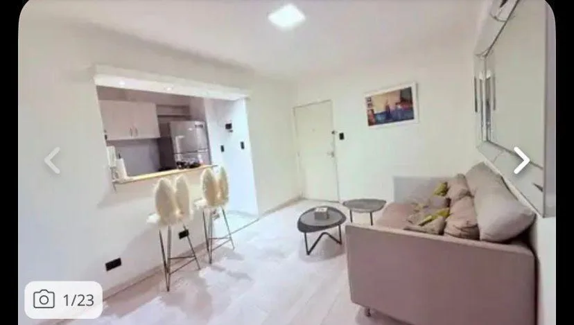 Apartamento de dois ambientes mobiliado em Villa Crespo