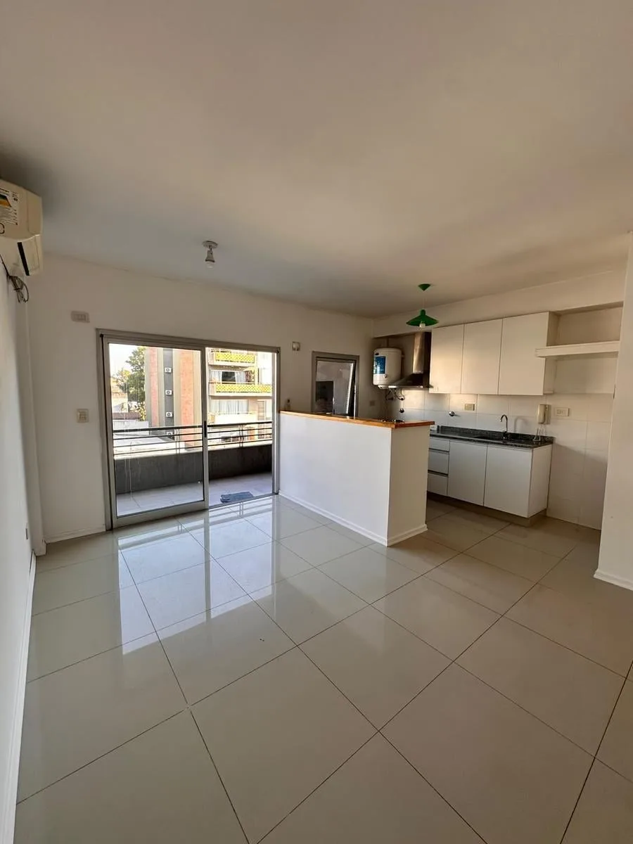 Departamento en Alquiler de 2 Ambientes en Tigre