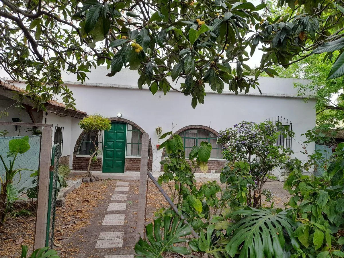 Alquiler PH Tres Ambientes. Ituzaingo Sur