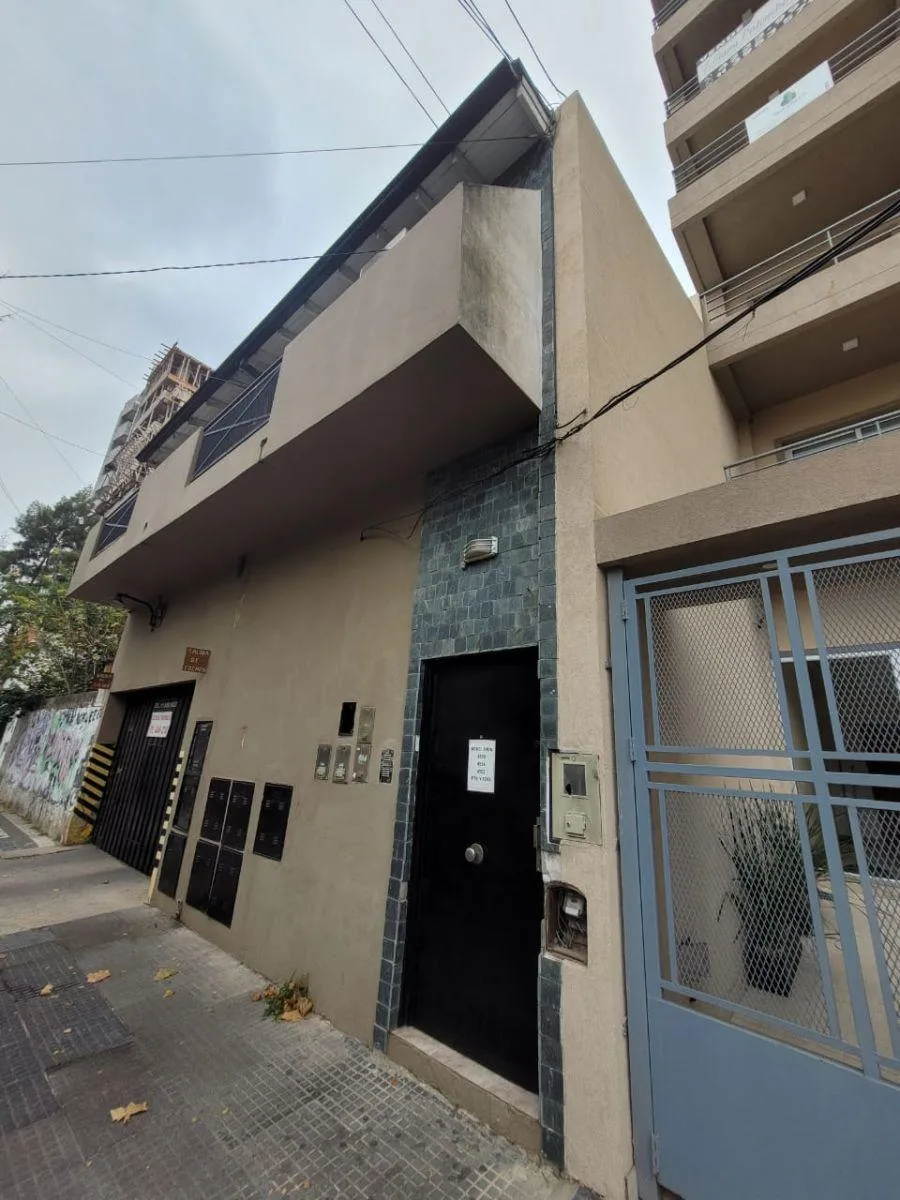 PH с двумя комнатами в Remedios de Escalada Oeste