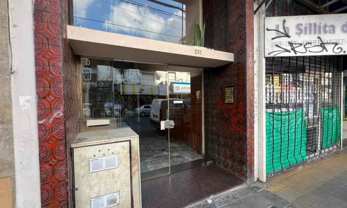 Departamento 3 Ambientes en Pleno Centro de Morón