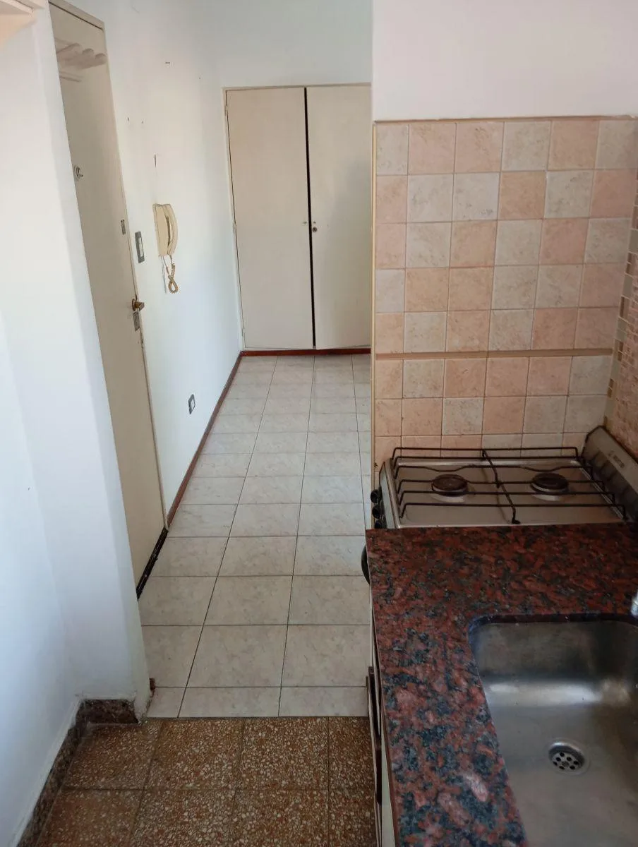 Departamento un Amb Apto Profesional Fte. Estacion Haedo